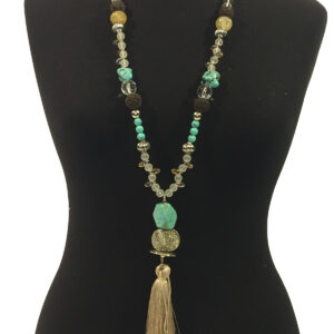 Turkuaz tonlarında tasarım kolye…